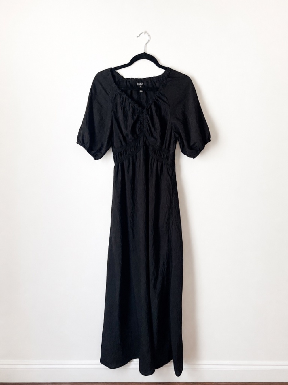 Ellen Tracy Black Smocked Maxi Dress Cottagecore Boho Minimalist Puff Sleeve